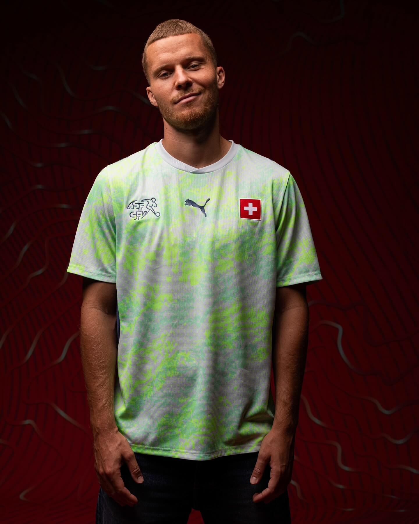 Camiseta de local de Suiza 2026